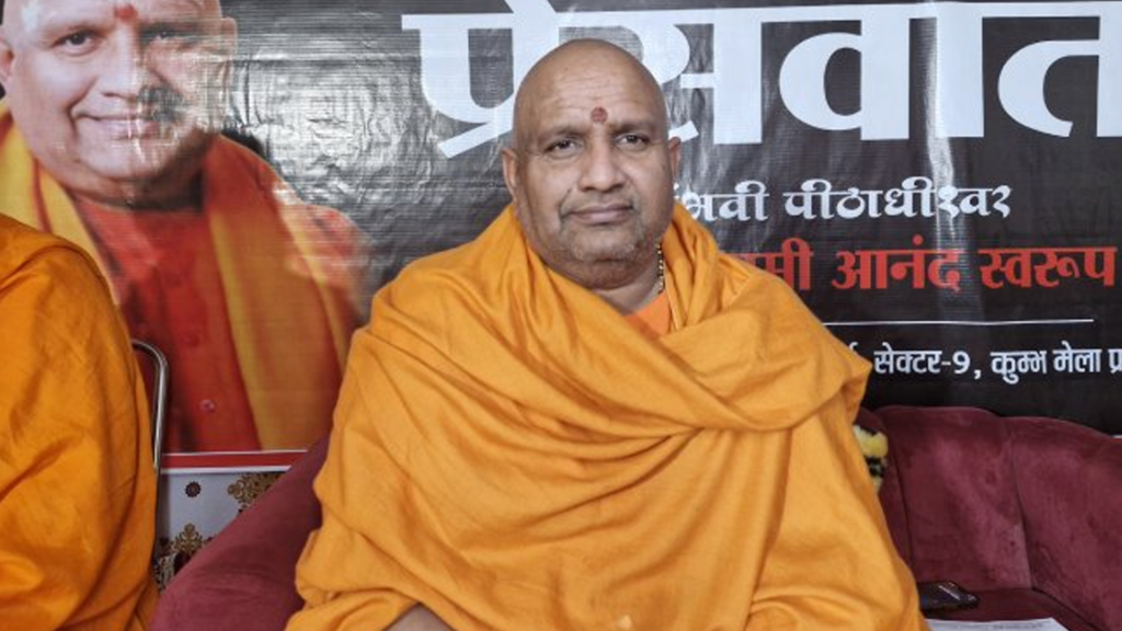 “अगर आरक्षण नहीं हटा तो मोदी को इस्तीफा देना होगा” स्वामी आनंद स्वरूप